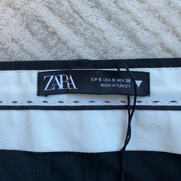 Beautiful brand new zara trousers. Size small - Picture 3 of 3